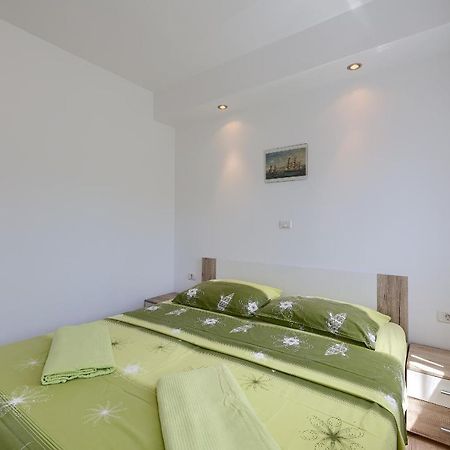 Apartman Mishel 2 Фажана Экстерьер фото