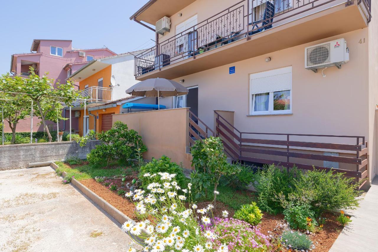 Apartman Mishel 2 Фажана Экстерьер фото