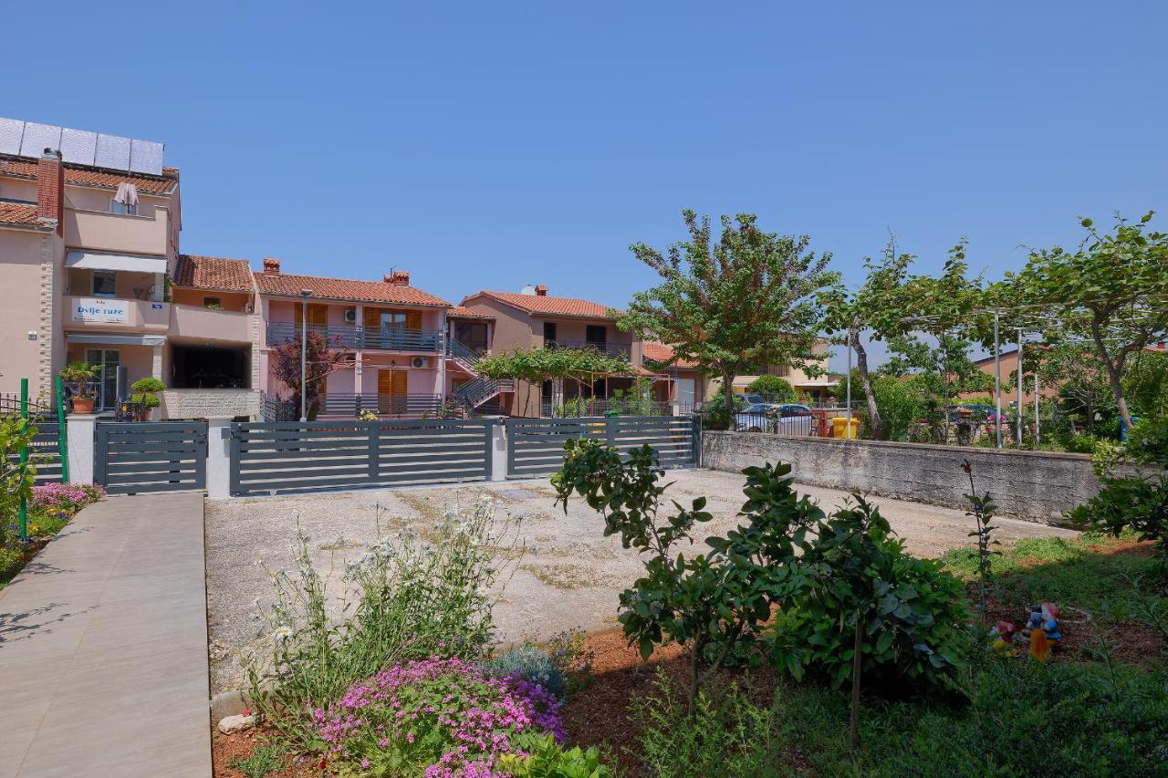 Apartman Mishel 2 Фажана Экстерьер фото