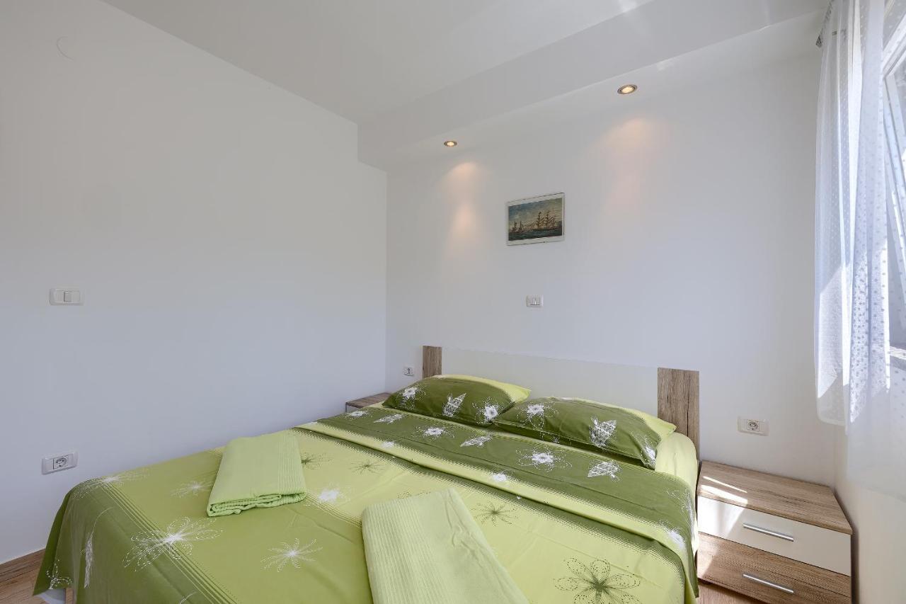 Apartman Mishel 2 Фажана Экстерьер фото