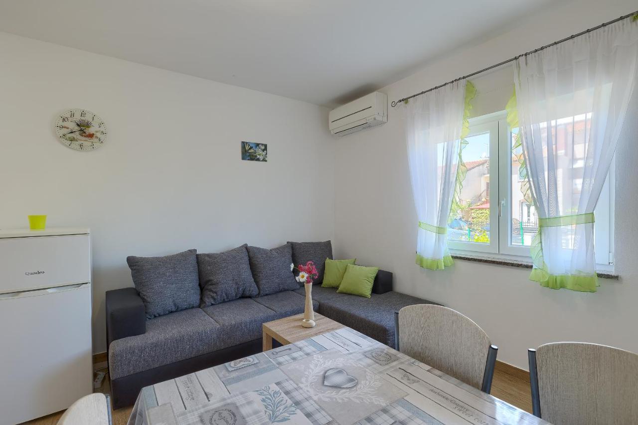 Apartman Mishel 2 Фажана Экстерьер фото